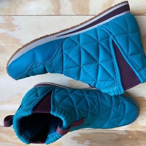 Teva Ember mid